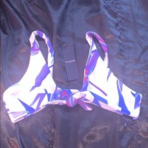 Vaya Island Jaye Purple Palomino Top